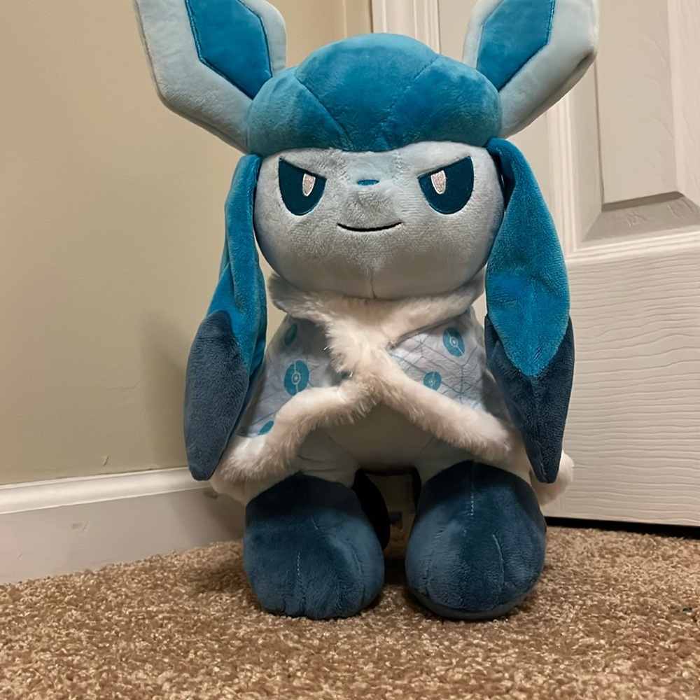 Build-A-Bear Pokémon Glaceon w/ Jacket
